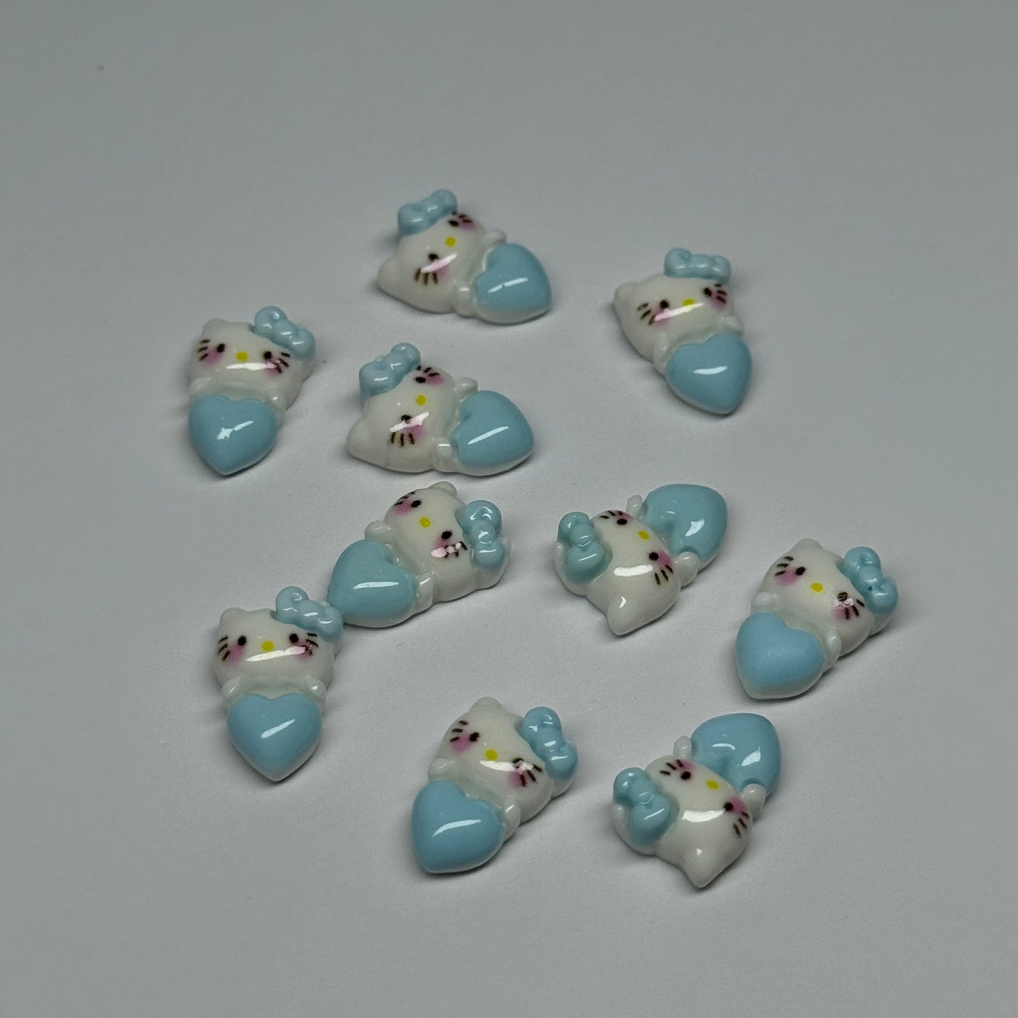 Heart hello kitty charm (blue)